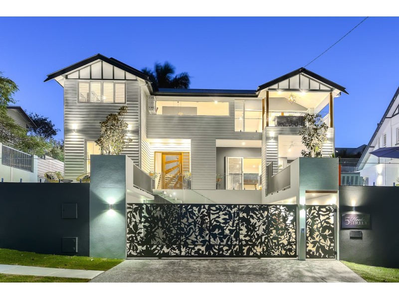 5 Hooker Street, Windsor QLD 4030