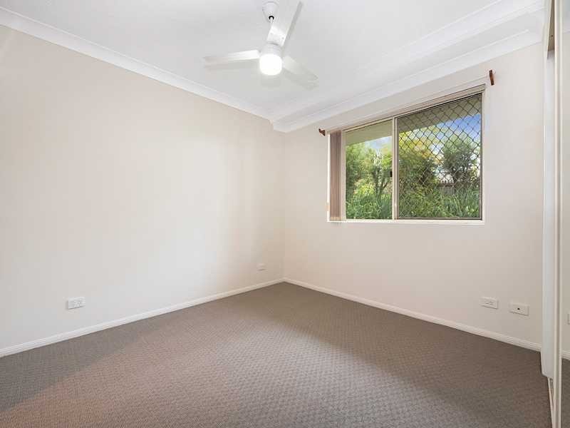 2/16 Wallace Street, Chermside QLD 4032