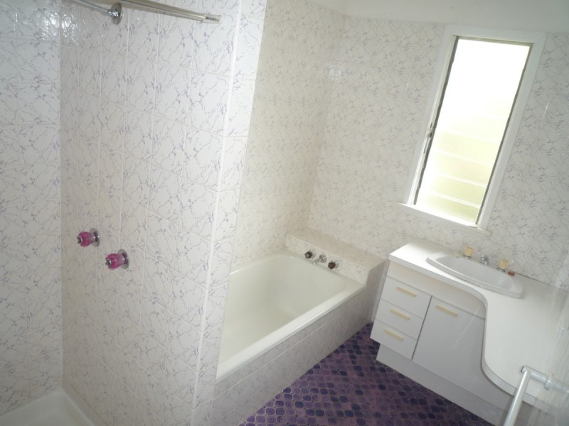 1/15 Thuruna Street, Stafford QLD 4053