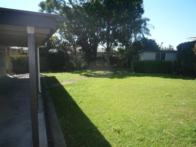 3 Tara Street, Stafford Heights QLD 4053