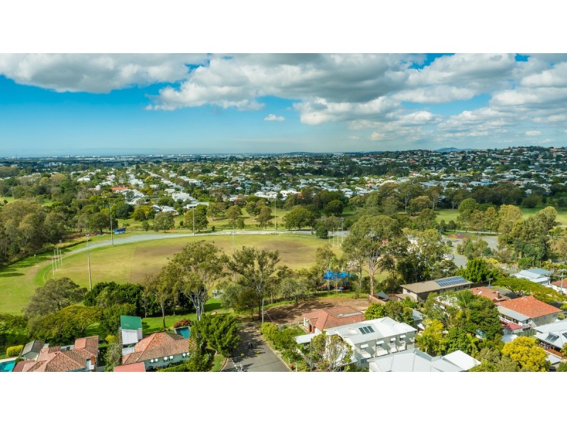 75 Eighth Avenue, Kedron QLD 4031