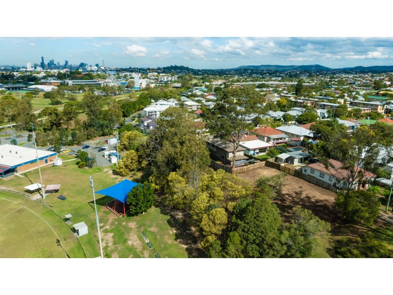 75 Eighth Avenue, Kedron QLD 4031