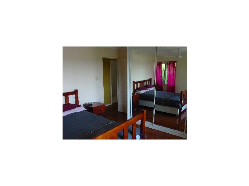 20 Burbank Street, Stafford Heights QLD 4053