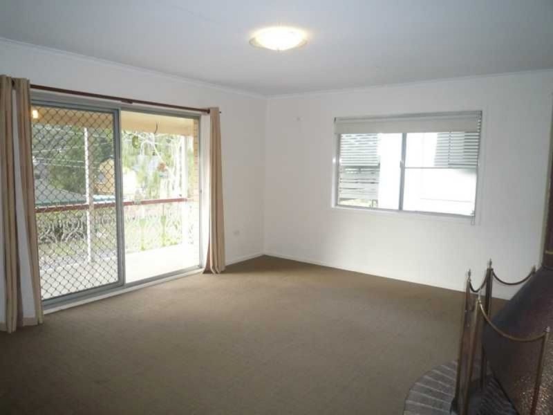 25 Redgrave Street, Stafford Heights QLD 4053