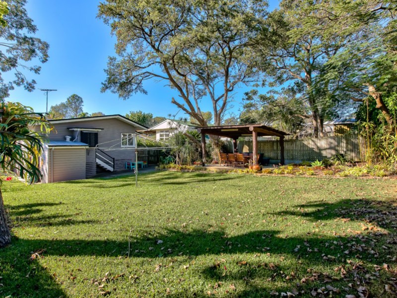 34 Kingaroy Street, Stafford Heights QLD 4053