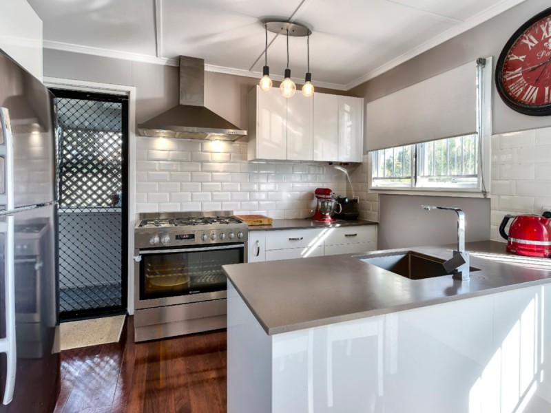 34 Kingaroy Street, Stafford Heights QLD 4053