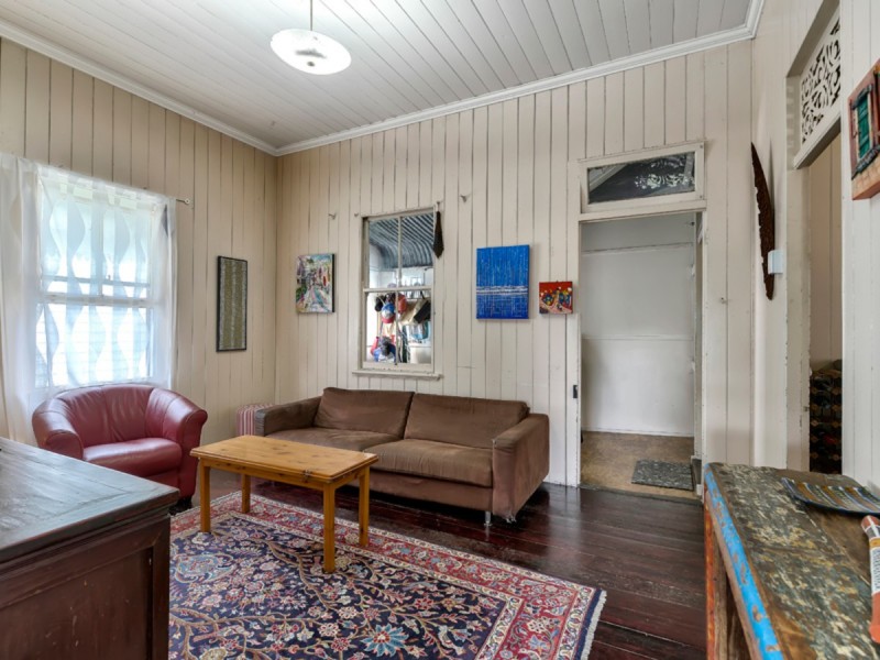 10 Wride Street, Wooloowin QLD 4030
