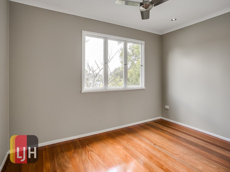 102 Niven Street, Stafford Heights QLD 4053