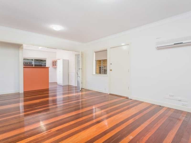 17 Dunedoo Street, Stafford QLD 4053