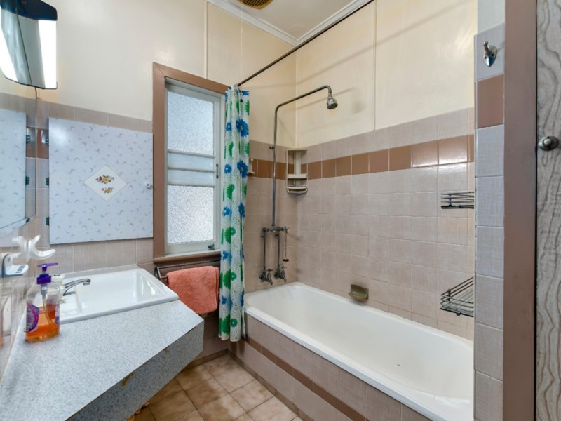 63 Ninth Avenue, Kedron QLD 4031