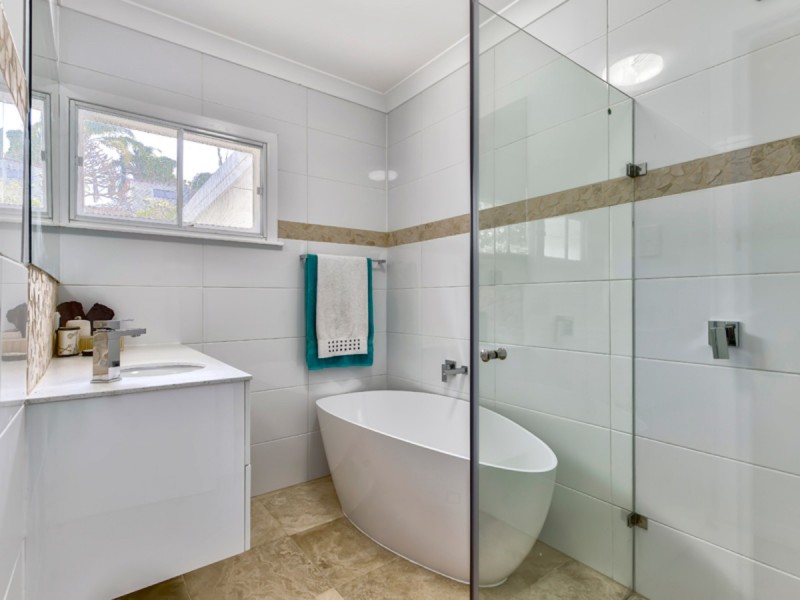 11 Quill Street, Stafford Heights QLD 4053