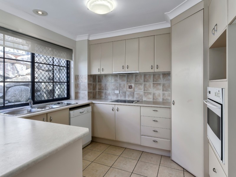 58 Van Dyke Crescent, Mcdowall QLD 4053