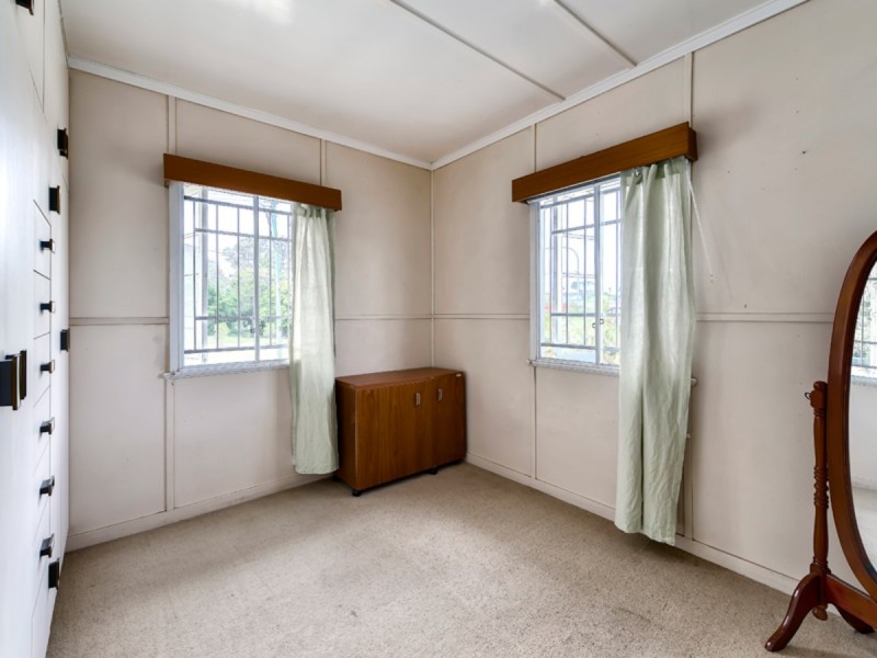 112 Edinburgh Castle Road, Wavell Heights QLD 4012