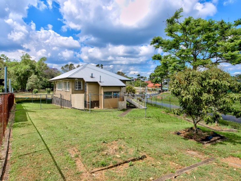 112 Edinburgh Castle Road, Wavell Heights QLD 4012