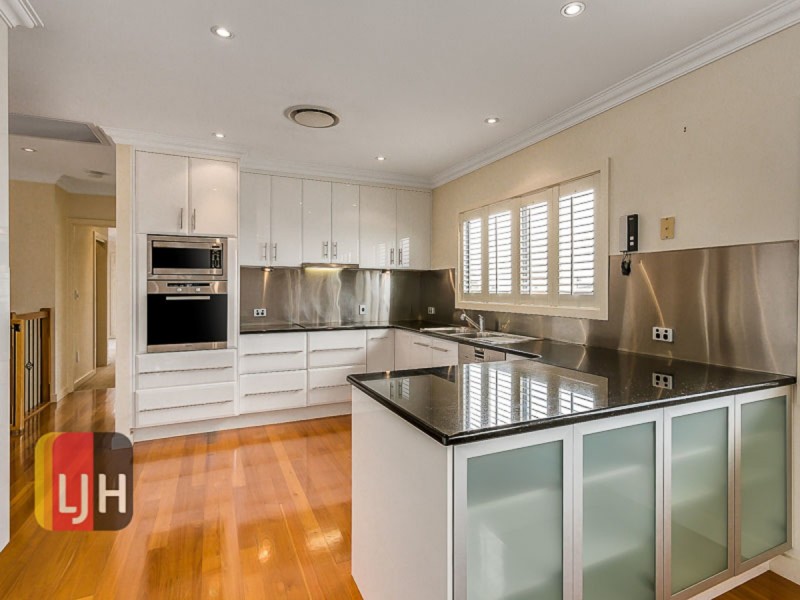 No. 10 Warraba Avenue, Wavell Heights QLD 4012