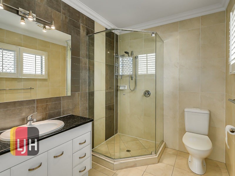 No. 10 Warraba Avenue, Wavell Heights QLD 4012