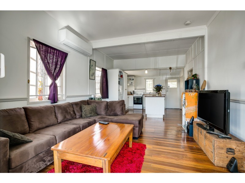 24 Broughton Road, Kedron QLD 4031