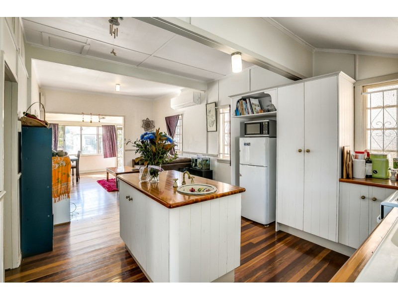 24 Broughton Road, Kedron QLD 4031