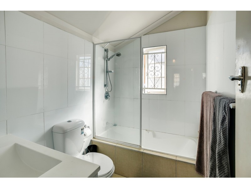 24 Broughton Road, Kedron QLD 4031