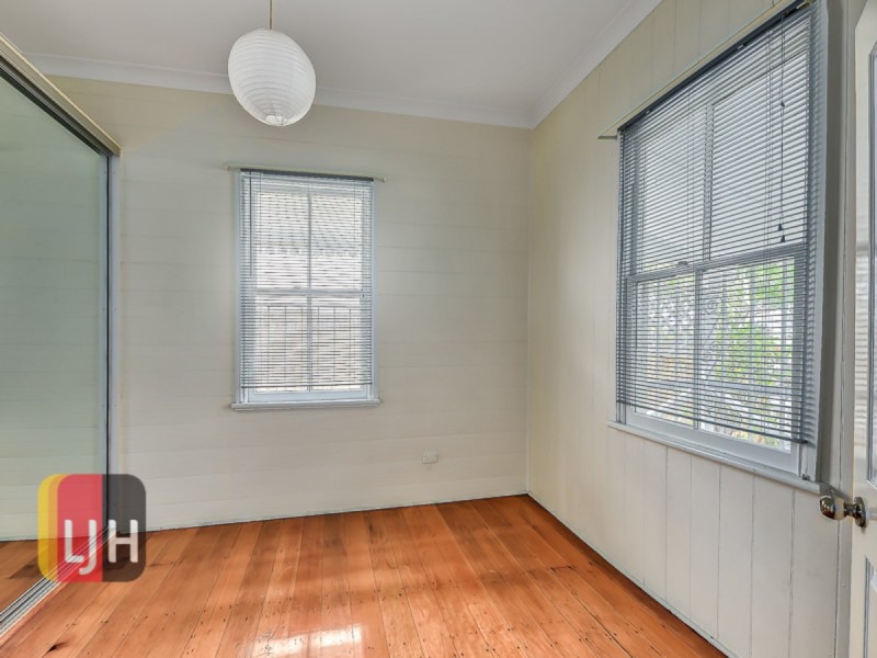 9 Bale Street, Albion QLD 4010