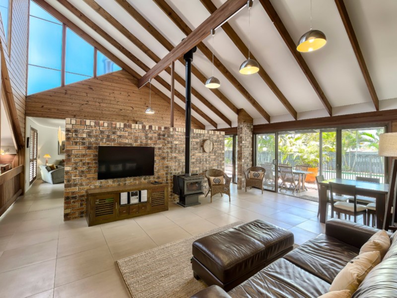 20 Lazenby Street, Mcdowall QLD 4053