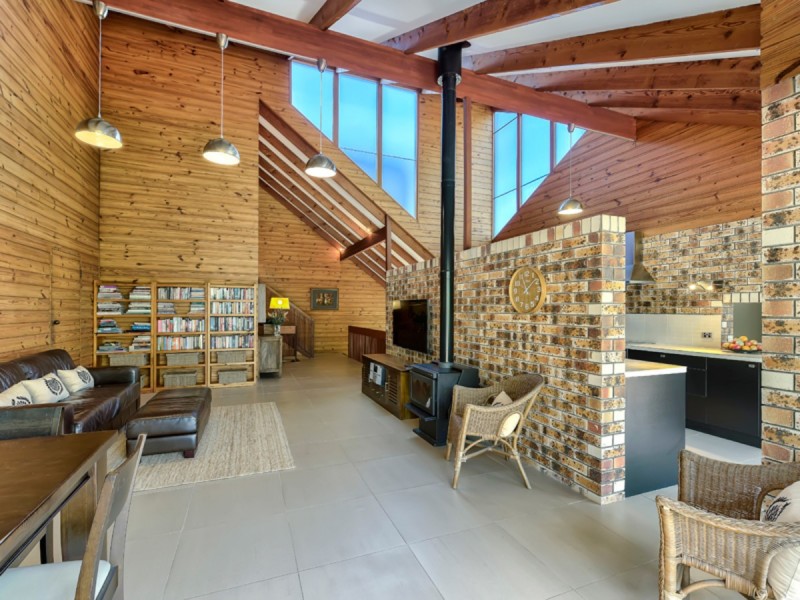 20 Lazenby Street, Mcdowall QLD 4053