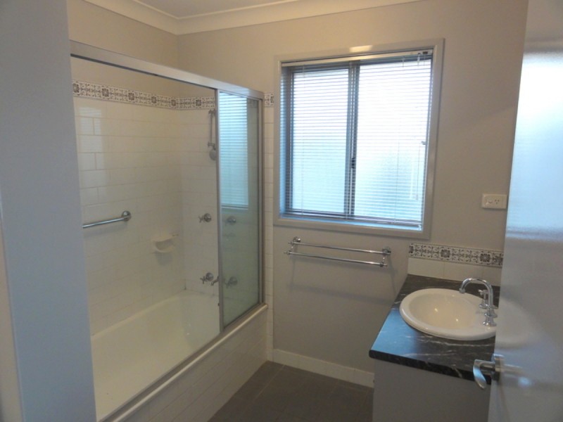 2/12 Brockman Street, Kedron QLD 4031