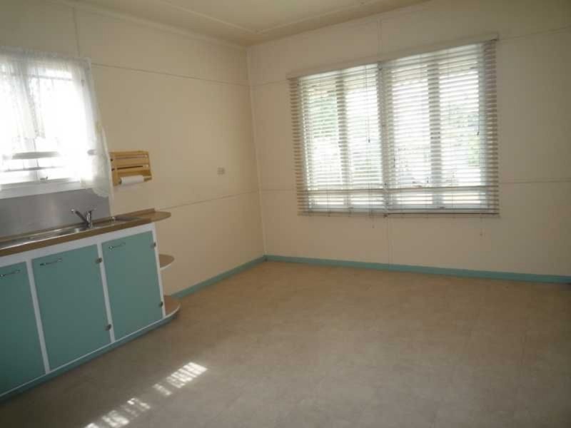 18 Almond Street, Nundah QLD 4012