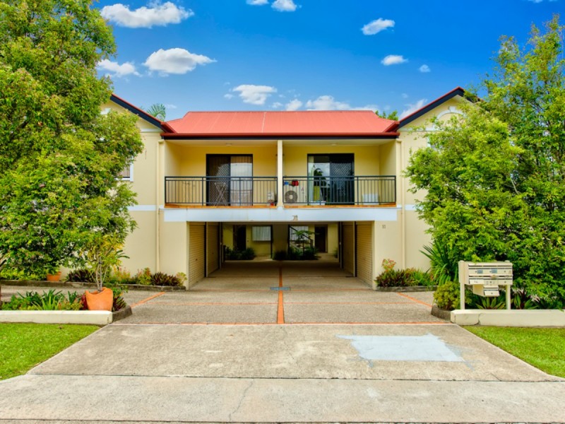 2/11 Mitchell Street, Kedron QLD 4031