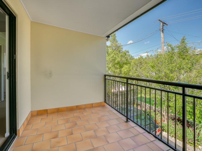 2/11 Mitchell Street, Kedron QLD 4031