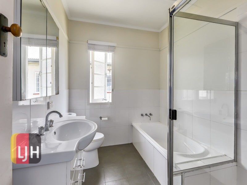 6 Harold Street, Stafford QLD 4053