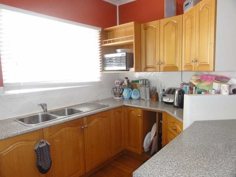 4 Evans Street, Kedron QLD 4031