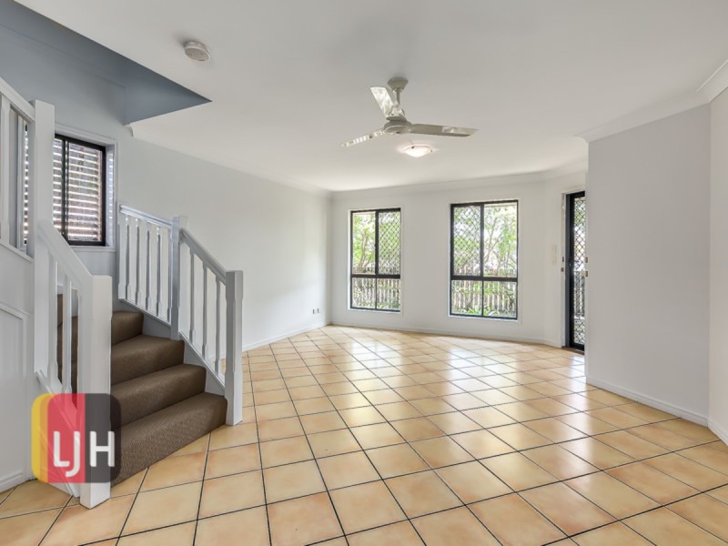 Unit 1/51 School Road, Stafford QLD 4053