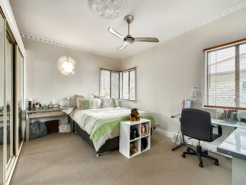 7 Byth Street, Stafford QLD 4053