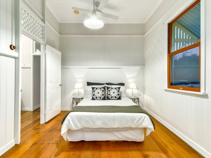 41 Barwood Street, Newmarket QLD 4051