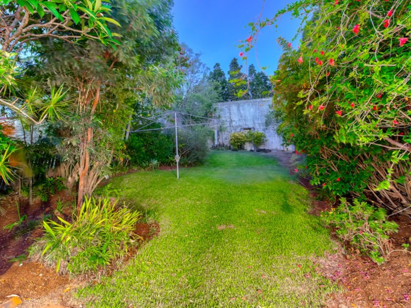 41 Barwood Street, Newmarket QLD 4051