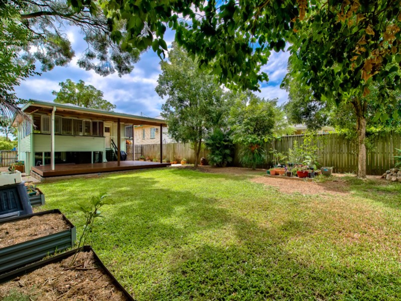 25 Appleby Road, Stafford QLD 4053
