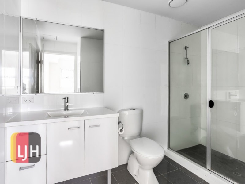 21/45 Playfield Street, Chermside QLD 4032