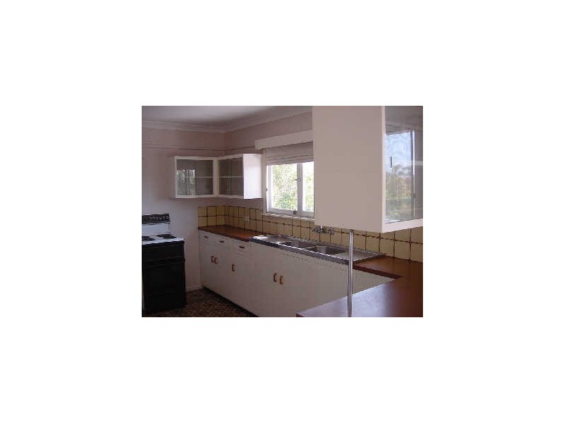 15 Warma Street, Stafford Heights QLD 4053