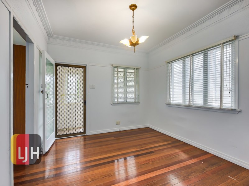 126 Pateena Street, Stafford QLD 4053