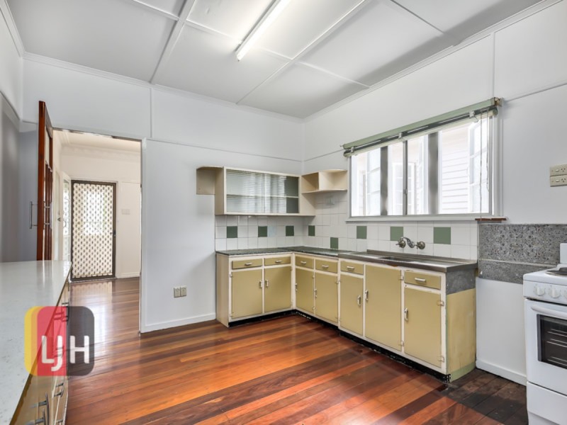 126 Pateena Street, Stafford QLD 4053