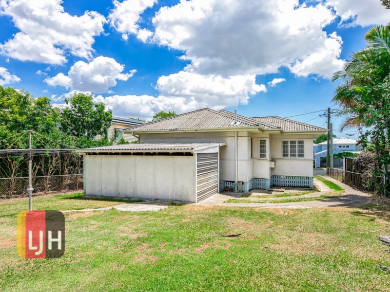 69 Tenth Avenue, Kedron QLD 4031