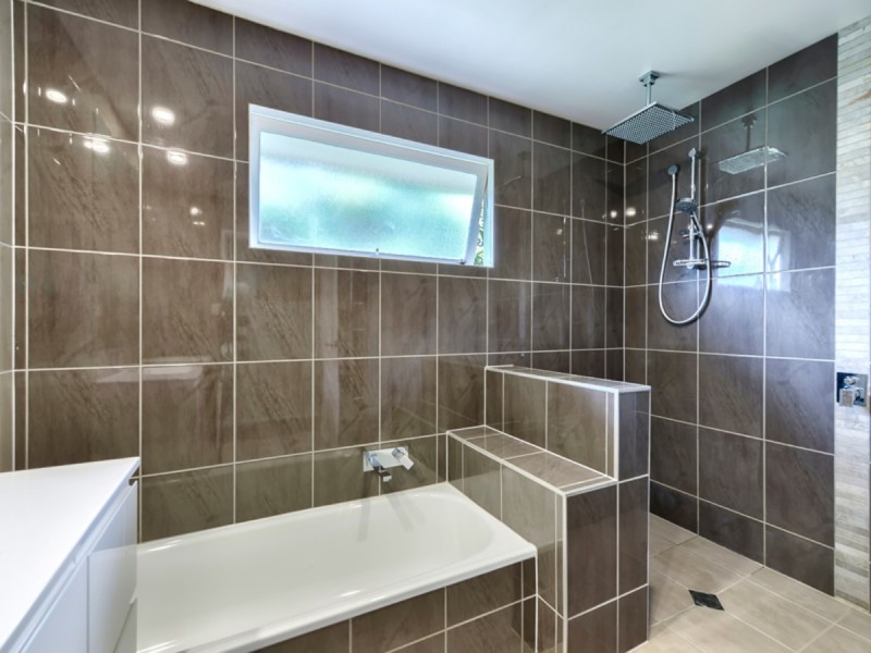 54 Flockton Street, Stafford Heights QLD 4053