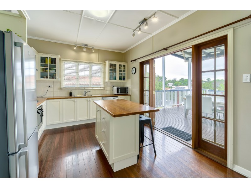 57 Twelfth Avenue, Kedron QLD 4031