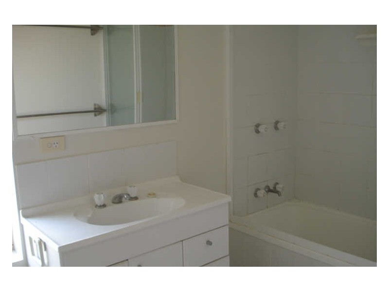 8/10 Burnaby Terrace, Gordon Park QLD 4031