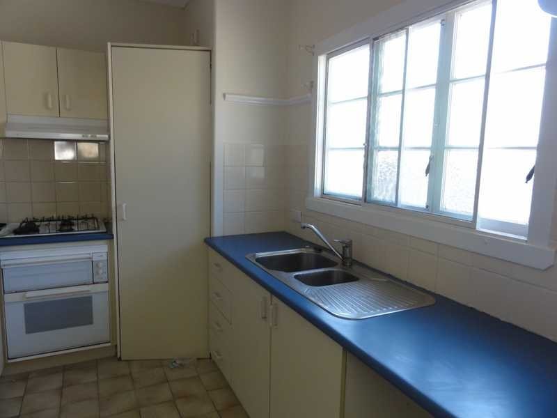 9 Hinkler Street, Kedron QLD 4031