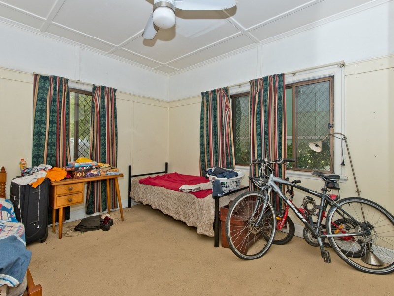 34 Sammells Drive, Chermside QLD 4032