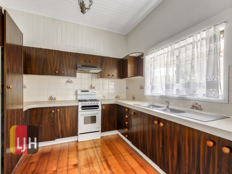 12 Thorrol Street, Wooloowin QLD 4030