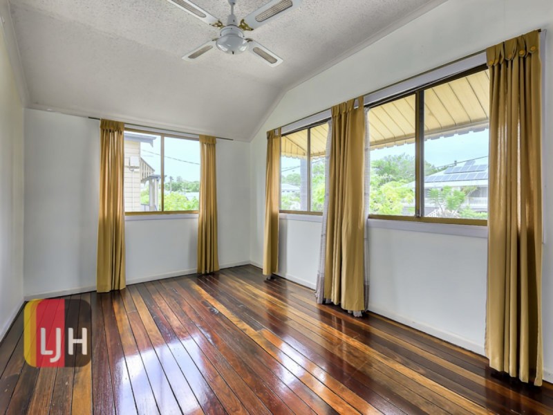 12 Thorrol Street, Wooloowin QLD 4030