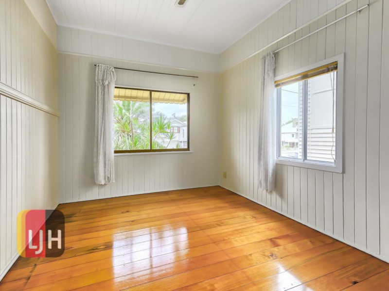 12 Thorrol Street, Wooloowin QLD 4030